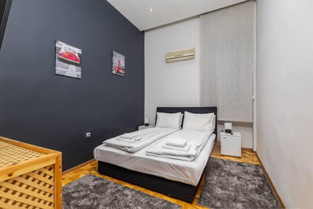 Bold Base Apartment Budapest Luaran gambar